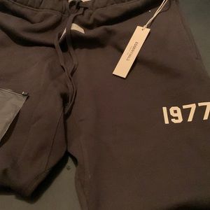 BRAND NEW!!!! Mens Fear of God Essentials season 2022 black sweatpants